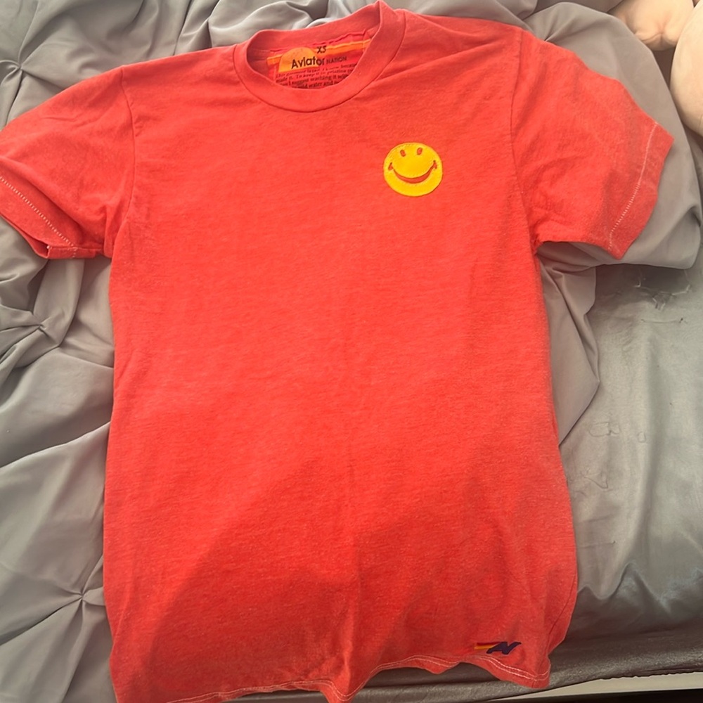 AVIATOR NATION RED SMILEY TEE SIZE XS PERFECT CONDITION NEVER WORN